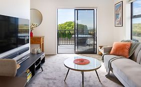 City Escape - Near New Brighton Beach & He Puna